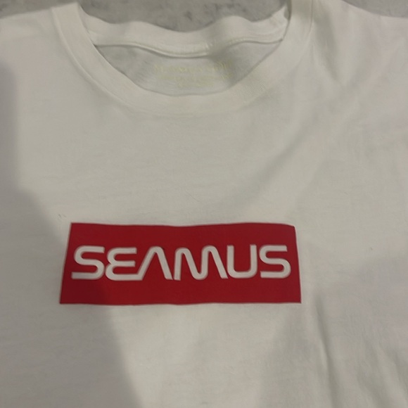 Seamus golf (nasa collection) size XXL worn 4 times but too small for me now - Picture 2 of 5